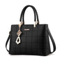 European And American Hair Ball Handbags Simple Women'S Bags Diagonal Bags Fashion Women'S Bags