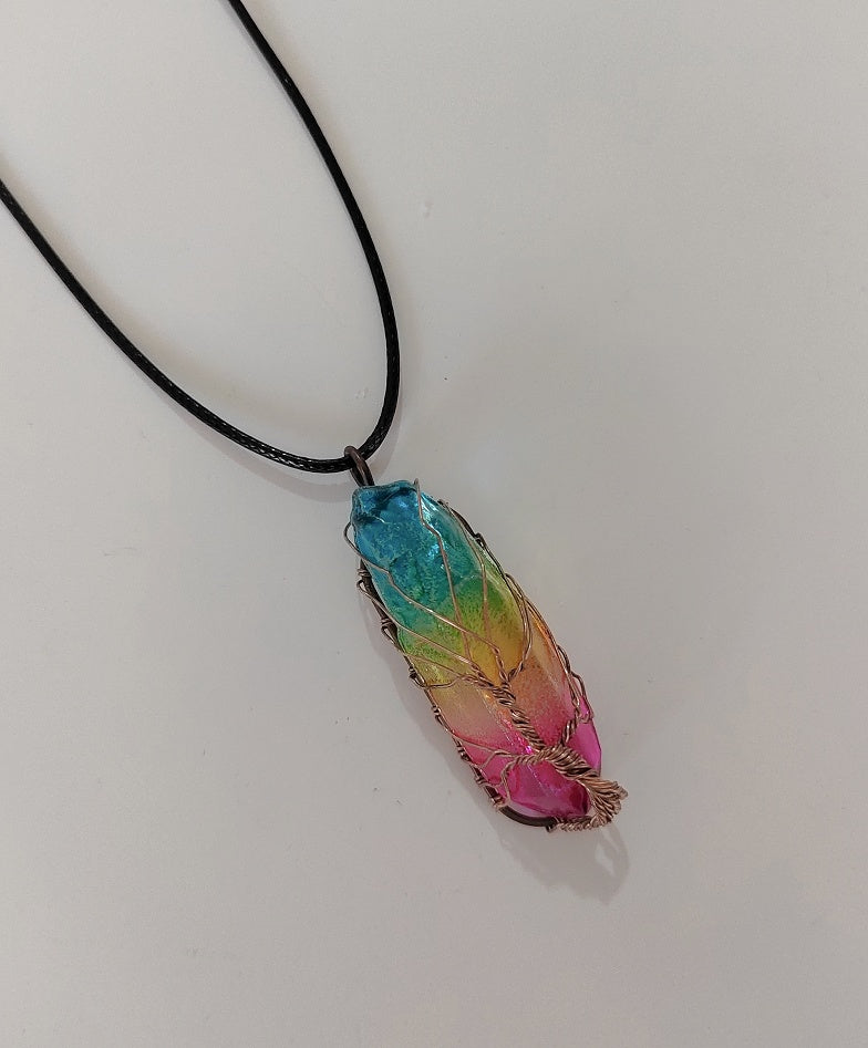 (New Arrival) Hot Selling Stone Crystal Pillar Tree Of Life Pendant Ins Fashion Necklace