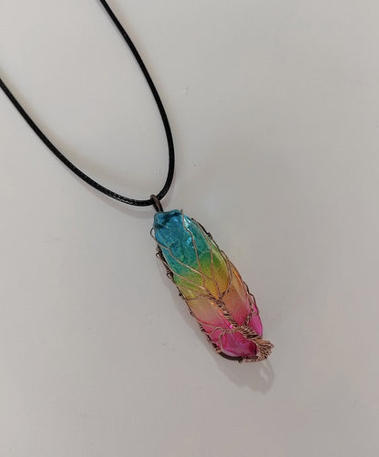 (New Arrival) Hot Selling Stone Crystal Pillar Tree Of Life Pendant Ins Fashion Necklace